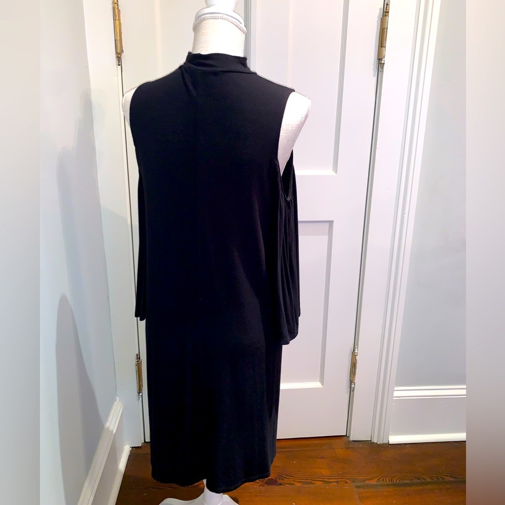 💕EVERLY💕OFF THE SHOULDER KNIT DRESS. NWOT. EXCELLENT CONDITION! - Picture 3 of 8